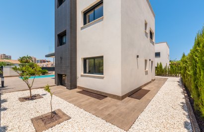 Nowy budynek - detached - Playa Paraiso