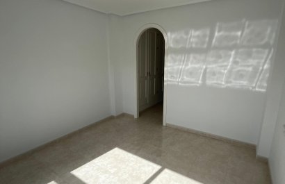 Nowy budynek - ground-floor - Orihuela