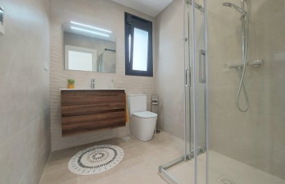 Nowy budynek - terraced - Las Esperanzas