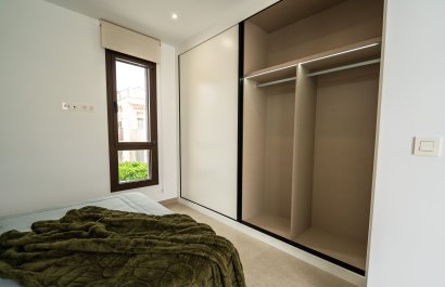 Nowy budynek - terraced - Heredades