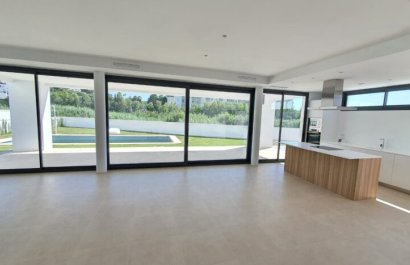 Nowy budynek - Villa - Manilva