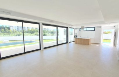 Nowy budynek - Villa - Manilva