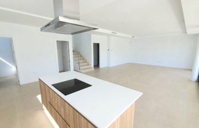 Nowy budynek - Villa - Manilva