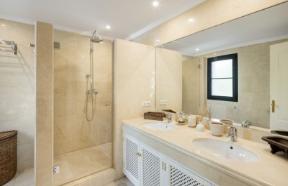 Nowy budynek - Villa - Benahavís