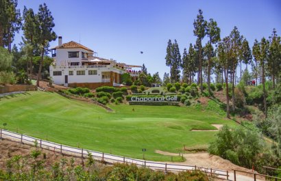 Nowy budynek - Daszek - Las Lagunas de Mijas