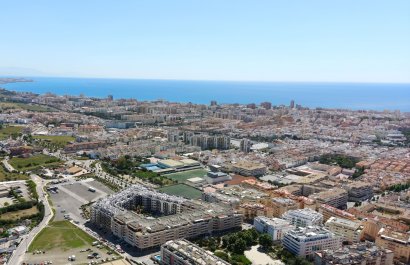 Nowy budynek - Daszek - Las Lagunas de Mijas