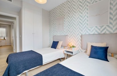 Nowy budynek - Daszek - Las Lagunas de Mijas