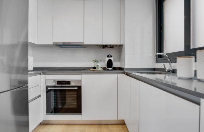 Nowy budynek - Daszek - Las Lagunas de Mijas