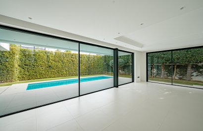 Nowy budynek - Villa - Marbella