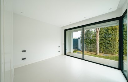 Nowy budynek - Villa - Marbella