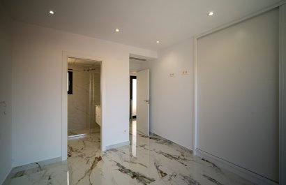 New Build - detached - Coloma