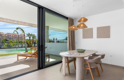 Nowy budynek - Daszek - Islas Menores